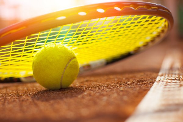 Tenis